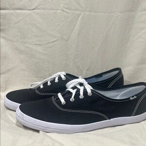 Keds Women's Black and White Canvas Sneakers
